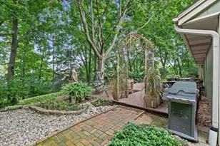 717 Mansfield Cir, Hartland, WI 53029 - Photo 47