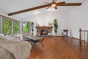 717 Mansfield Cir, Hartland, WI 53029 - Photo 21