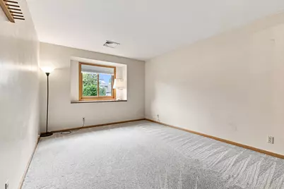 2116  Woodburn Rd #B, Waukesha, WI 53188 - Photo 17