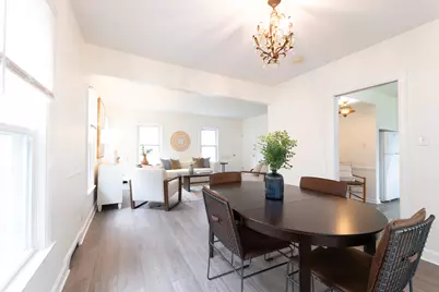 4041 N Bartlett Ave #4043, Shorewood, WI 53211 - Photo 5