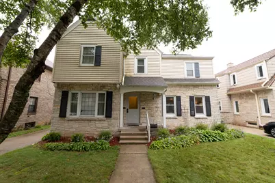 4041 N Bartlett Ave #4043, Shorewood, WI 53211 - Photo 1