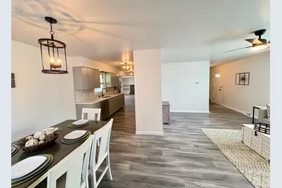 8008  Gina Dr, Racine, WI 53406 - Photo 7