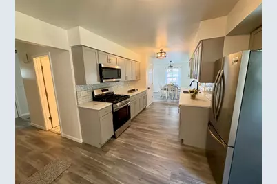 8008  Gina Dr, Racine, WI 53406 - Photo 9