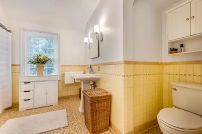 4760 N Woodburn St, Whitefish Bay, WI 53211 - Photo 29