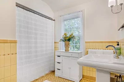 4760 N Woodburn St, Whitefish Bay, WI 53211 - Photo 31