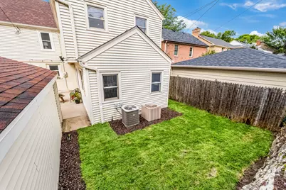 4760 N Woodburn St, Whitefish Bay, WI 53211 - Photo 39