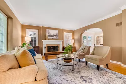 4760 N Woodburn St, Whitefish Bay, WI 53211 - Photo 5