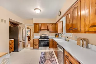 4760 N Woodburn St, Whitefish Bay, WI 53211 - Photo 13