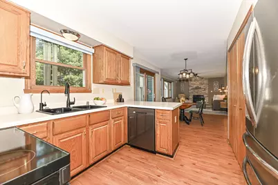 9140  Morgan Ct, Racine, WI 53126 - Photo 17