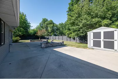 9140  Morgan Ct, Racine, WI 53126 - Photo 43