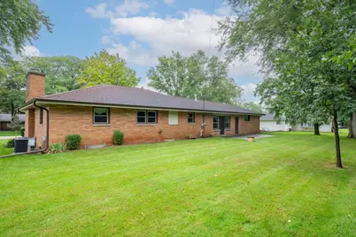 1865  Lone Oak Cir, Brookfield, WI 53045 - Photo 25