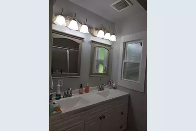 1567 S 100th St, West Allis, WI 53214 - Photo 13