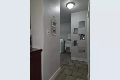 1567 S 100th St, West Allis, WI 53214 - Photo 17