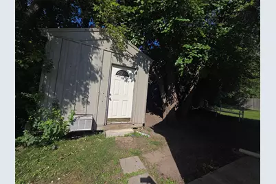 1567 S 100th St, West Allis, WI 53214 - Photo 23