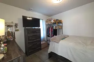 1567 S 100th St, West Allis, WI 53214 - Photo 11