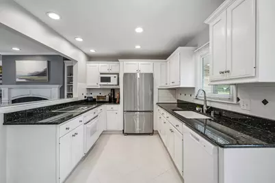 3428 S 119th St, West Allis, WI 53227 - Photo 19