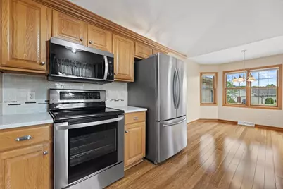 W155N6631  Blue Heron Dr, Menomonee Falls, WI 53051 - Photo 11