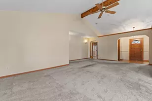 W155N6631 Blue Heron Dr, Menomonee Falls, WI 53051 - Photo 19