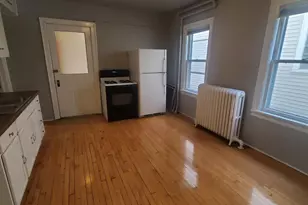 3138 N Pierce St, Milwaukee, WI 53212 - Photo 5