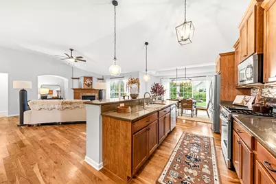 1724  Moccasin Trl, Waukesha, WI 53189 - Photo 23