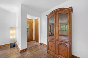 5630 S 20th St, Milwaukee, WI 53221 - Photo 7