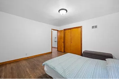 5630 S 20th St, Milwaukee, WI 53221 - Photo 17
