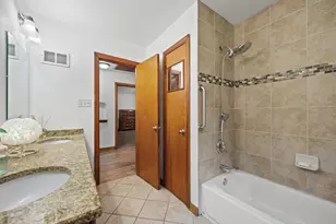 5630 S 20th St, Milwaukee, WI 53221 - Photo 15