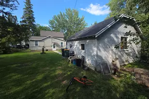 94 E 12th St, Fond du Lac, WI 54935 - Photo 5