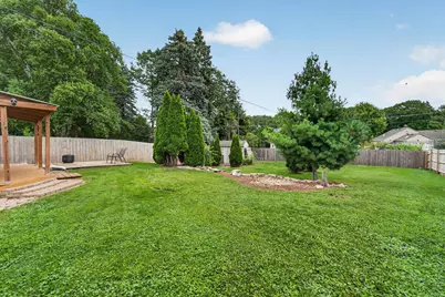 1127 W Colonial Dr, Racine, WI 53405 - Photo 21