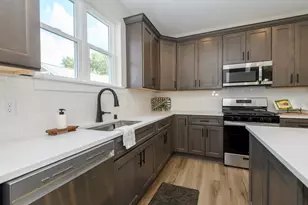 228 Evergreen St, Dousman, WI 53118 - Photo 5
