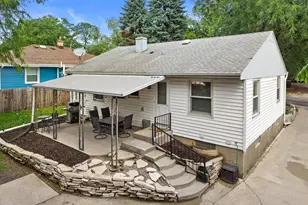 265 N 112th St, Wauwatosa, WI 53226 - Photo 27