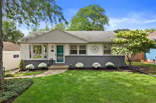 265 N 112th St, Wauwatosa, WI 53226 - Photo 1