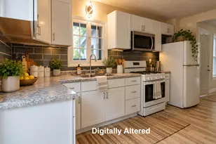 237 Waverly Pl, Waukesha, WI 53186 - Photo 17