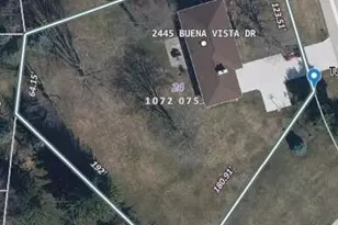 2445 Buena Vista Dr, Brookfield, WI 53045 - Photo 43
