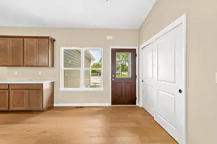1527 N Stuart Rd, Racine, WI 53177 - Photo 7