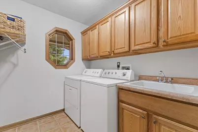 111  Eagles Cove Cir, North Prairie, WI 53153 - Photo 27