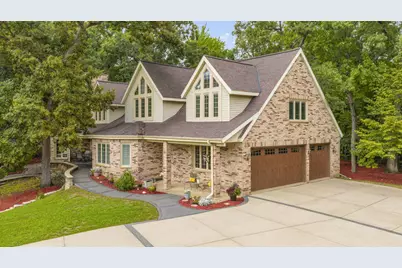 14700 W Fleetwood Ln, New Berlin, WI 53151 - Photo 51