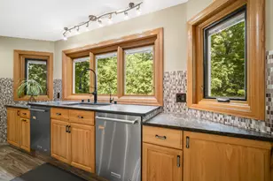 14700 W Fleetwood Ln, New Berlin, WI 53151 - Photo 19