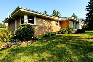 W140N7250 Lilly Rd, Menomonee Falls, WI 53051 - Photo 3