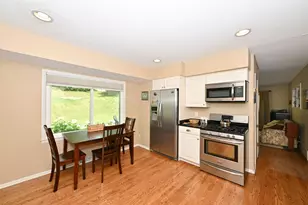 5127 S Menard Dr, New Berlin, WI 53151 - Photo 11
