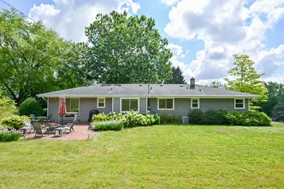 5127 S Menard Dr, New Berlin, WI 53151 - Photo 25