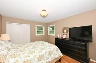 5127 S Menard Dr, New Berlin, WI 53151 - Photo 19