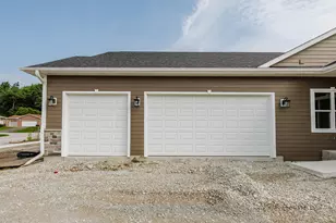 1529 N Stuart Rd, Racine, WI 53177 - Photo 3