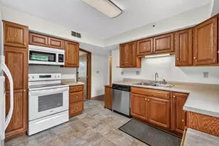 4031 W Morgan Ave, Milwaukee, WI 53221 - Photo 9