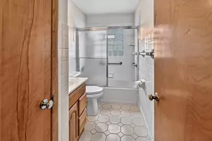 4031 W Morgan Ave, Milwaukee, WI 53221 - Photo 21