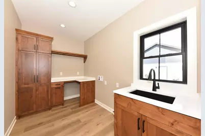W208N16278  Renee Way, Jackson, WI 53037 - Photo 13