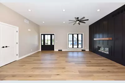 W208N16278  Renee Way, Jackson, WI 53037 - Photo 3