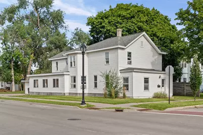 1603  Charles St, La Crosse, WI 54603 - Photo 1