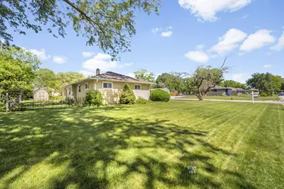 N86W17451  Joss Pl, Menomonee Falls, WI 53051 - Photo 5