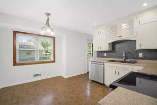 N86W17451 Joss Pl, Menomonee Falls, WI 53051 - Photo 13